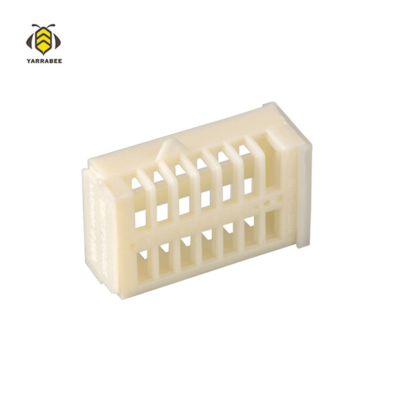 Plastic Queen Cage