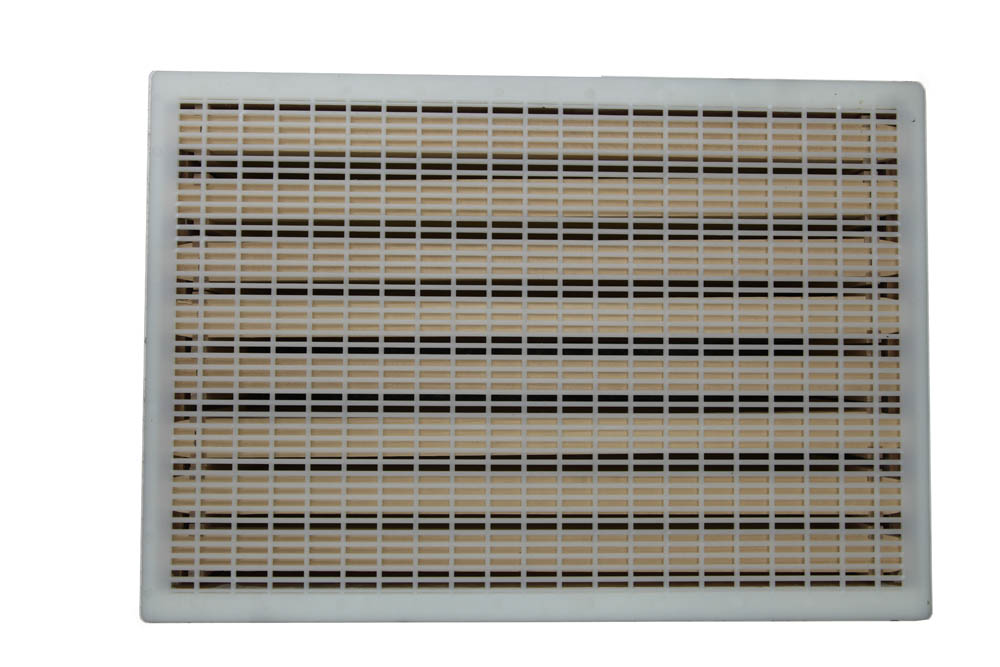 Plastic Queen Excluder 8 Frame